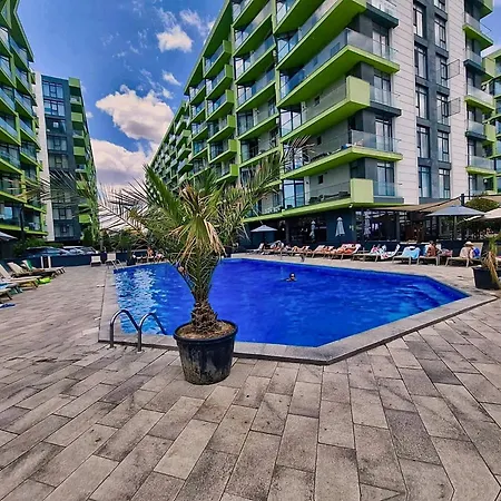 Amos Luxury Mamaia Nord Daire *